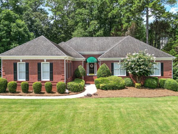 2691 Wellington Way SE, Conyers, GA 30013