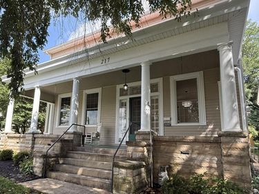 217 W Main Street, Mt Sterling, KY 40353