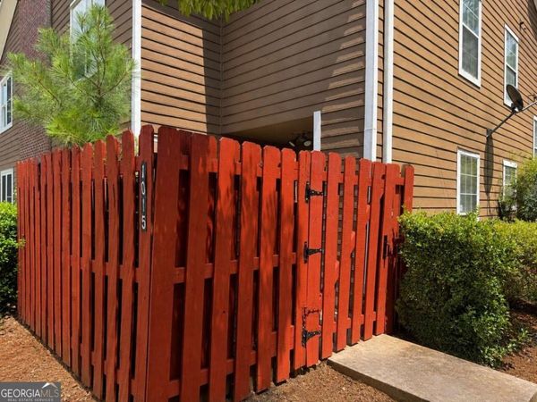 1015 Rock Creek Lane, Norcross, GA 30093