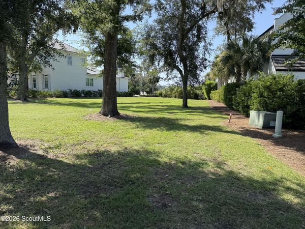 205 Yacht Club Drive , St. Simons Island, GA 31522