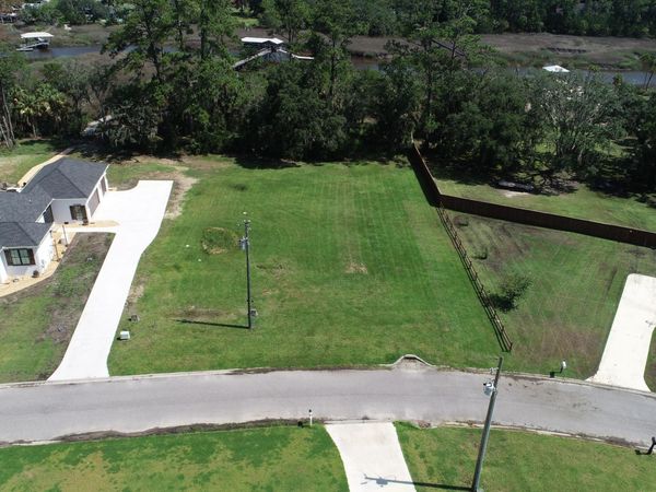 1131 River Oaks Road , Brunswick, GA 31523