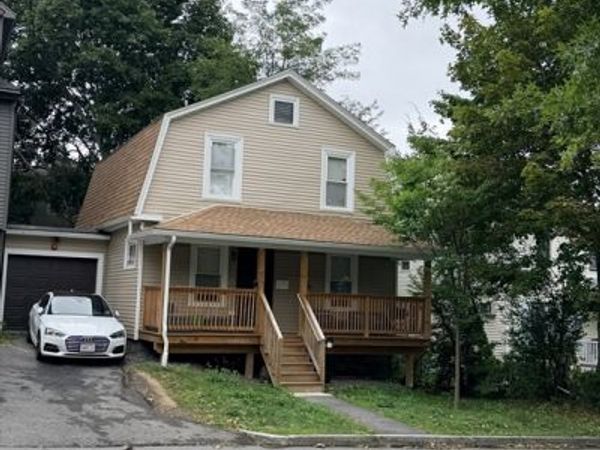 36 Standsh St, Worcester, MA 01604