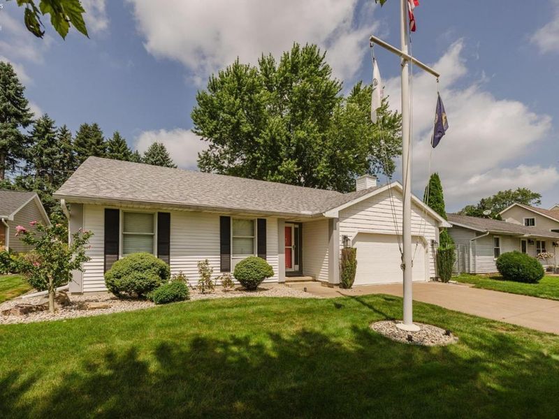 317 Pennsylvania Avenue, Sandusky, OH 44870 Photo 2