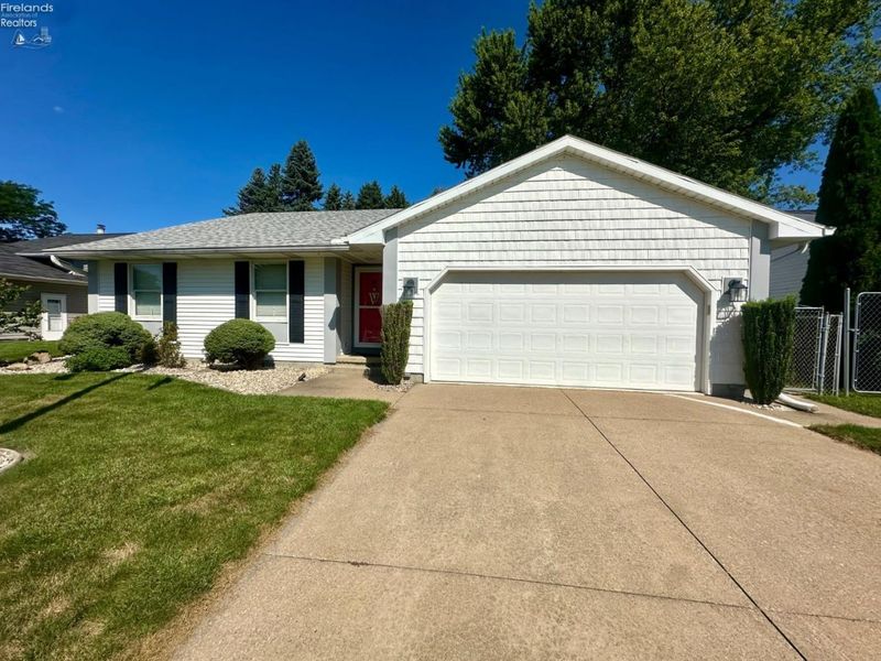 317 Pennsylvania Avenue, Sandusky, OH 44870 Photo 3