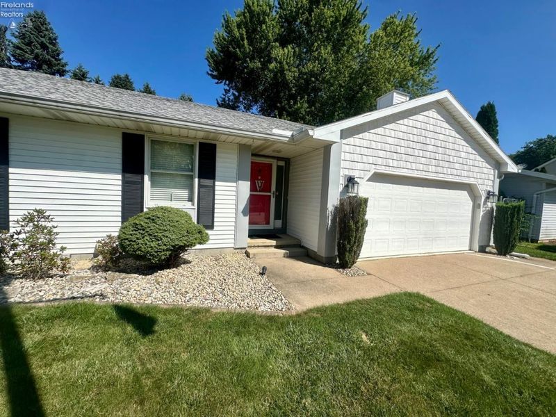 317 Pennsylvania Avenue, Sandusky, OH 44870 Photo 4
