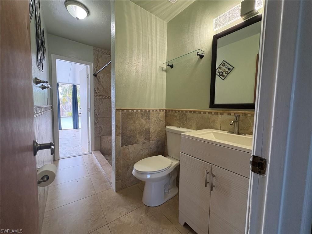 2734 NW 5th St , Cape Coral, FL 33993 Photo