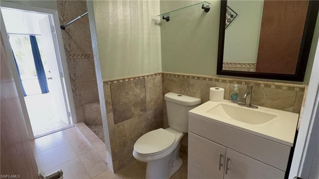 2734 NW 5th St , Cape Coral, FL 33993 Photo