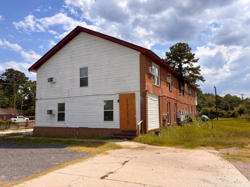2491 Russell Street  Photo 20