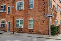 76 Nassau Street  photo 4