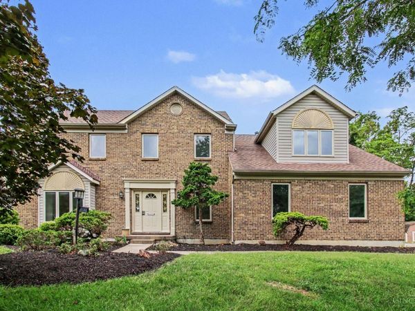 1482 Waycross Road, Forest Park, OH 45240