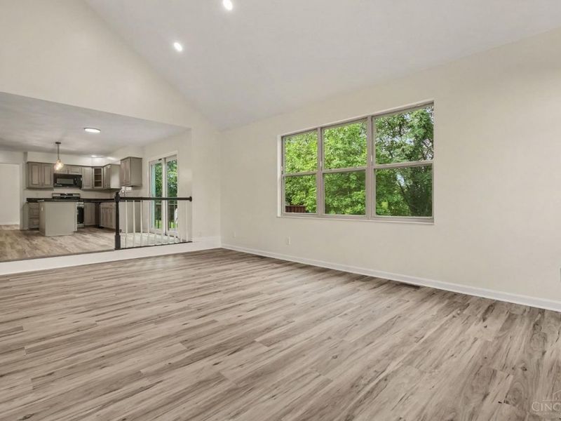 1482 Waycross Road, Forest Park, OH 45240 Photo 13