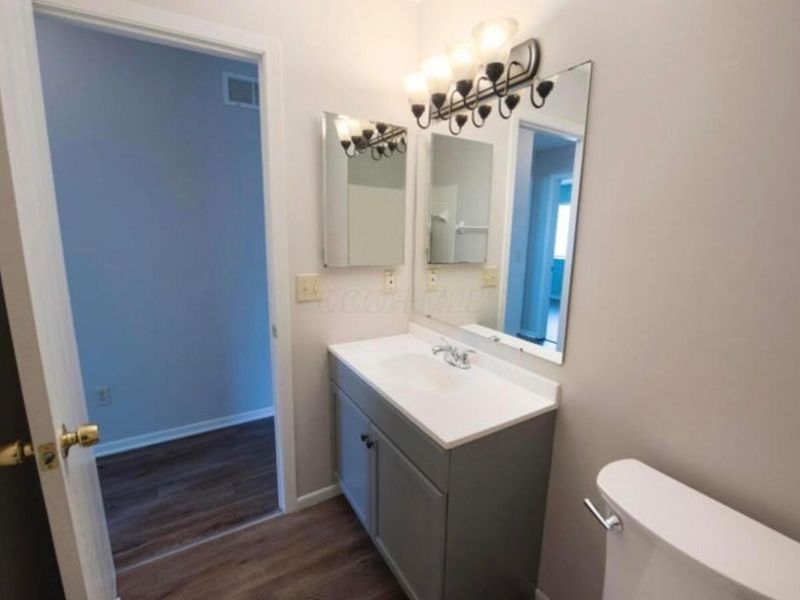 3518 Westbay Drive , Columbus, OH 43231 Photo 2