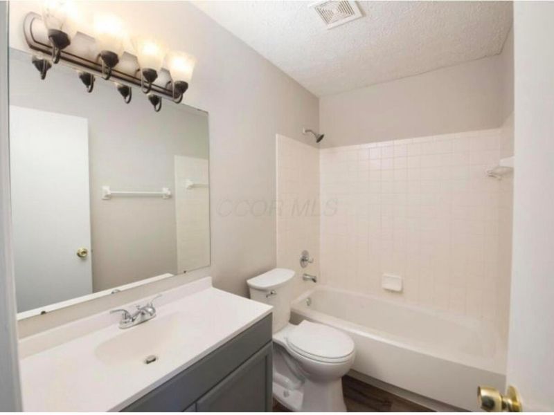3518 Westbay Drive , Columbus, OH 43231 Photo 3