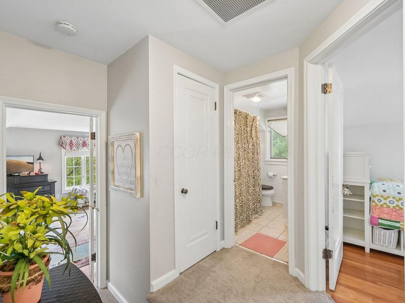 398 E Dublin Granville Road, Worthington, OH 43085 Photo 18