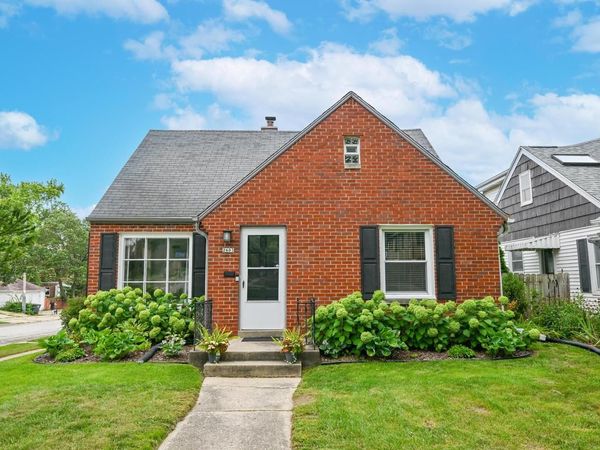 2603 N 66th STREET, Wauwatosa, WI 53213