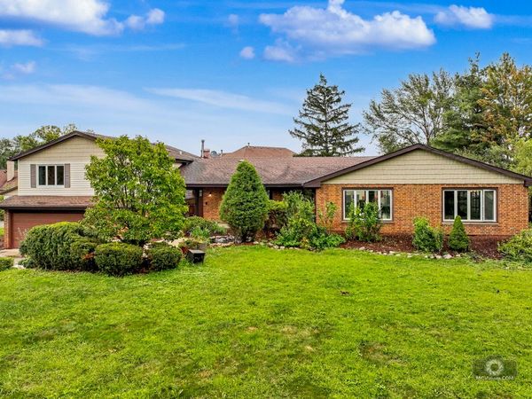 15555 Wolf Road , Orland Park, IL 60467