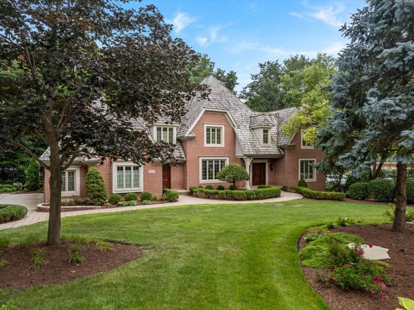 713 Fox Glen Drive , St. Charles, IL 60174