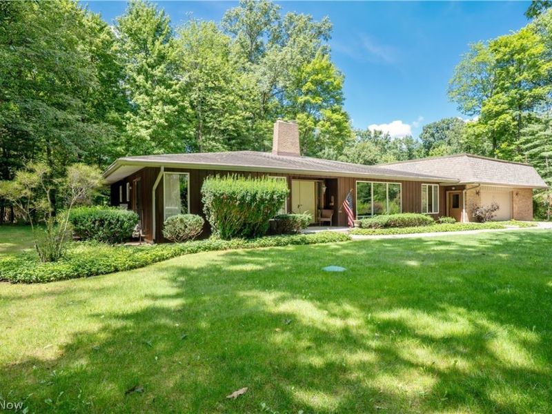 4200 Sugarbush Drive, Canfield, OH 44406 Photo 2