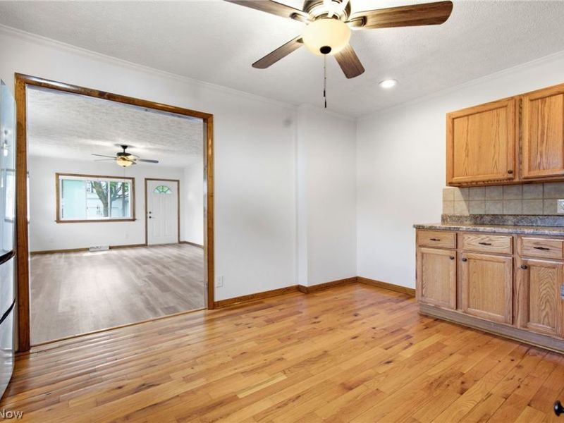 33749 Kenilworth Road , Eastlake, OH 44095 Photo 10