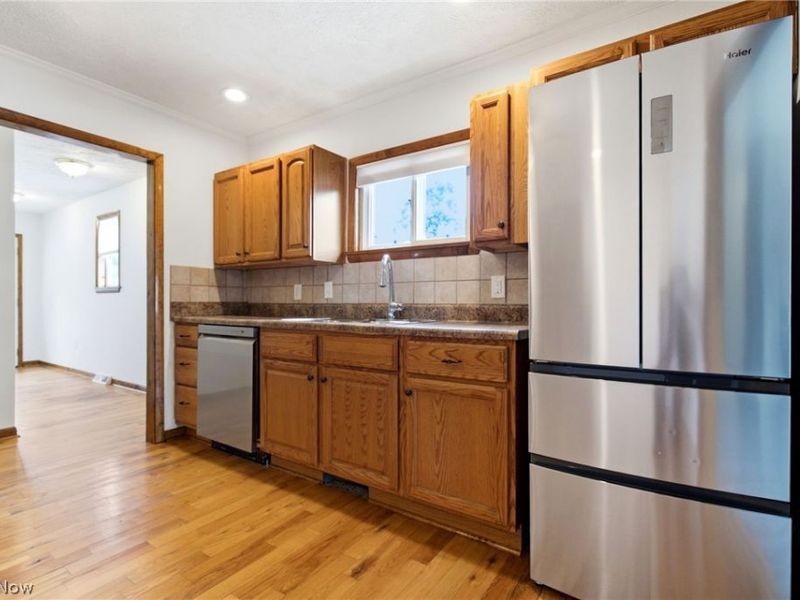 33749 Kenilworth Road , Eastlake, OH 44095 Photo 13