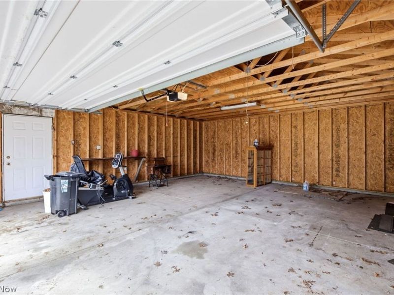 33749 Kenilworth Road , Eastlake, OH 44095 Photo 31