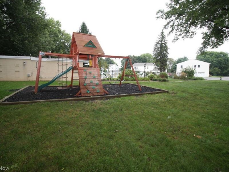 2551 Royal County Down , Unit D, Uniontown, OH 44685 Photo 39