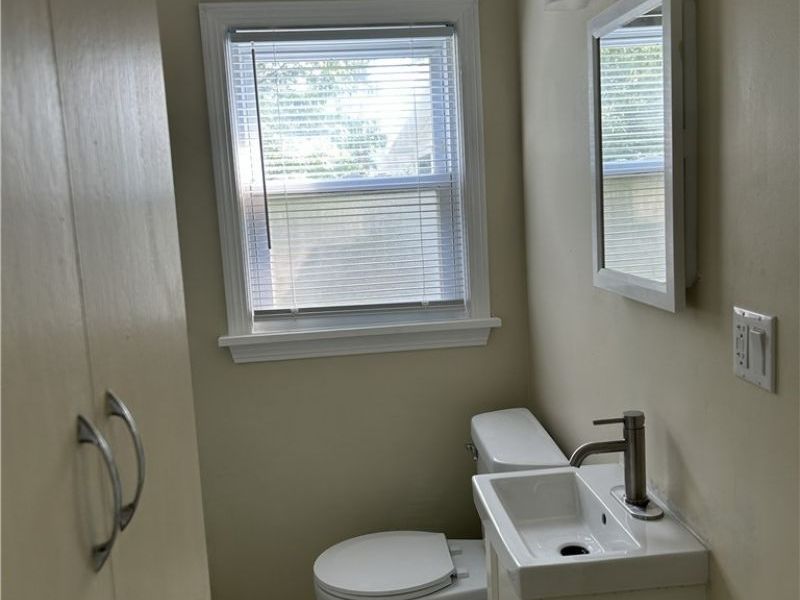 682 Barbara Avenue, Akron, OH 44306 Photo 13