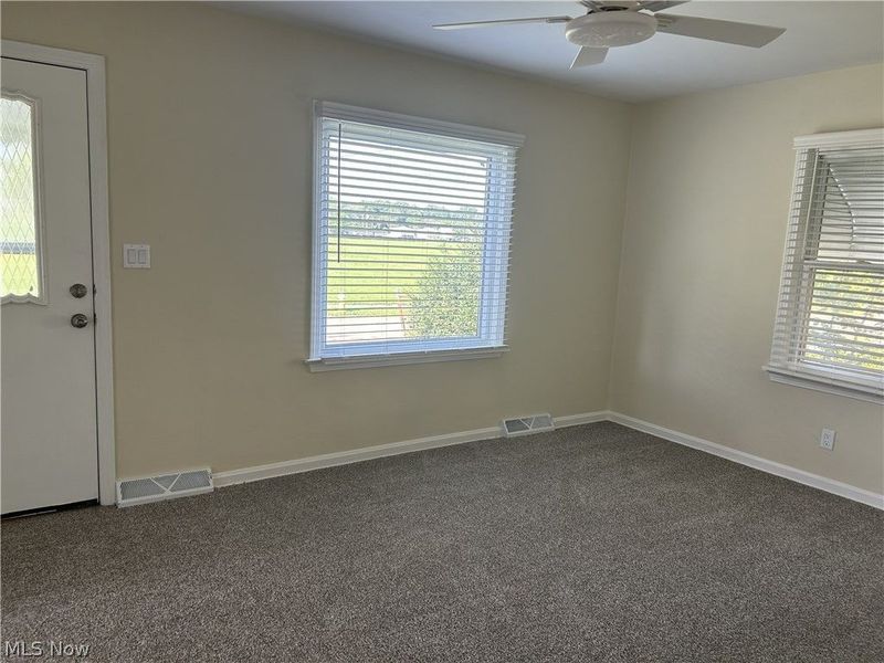 682 Barbara Avenue, Akron, OH 44306 Photo 3