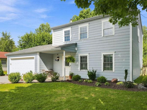 3829 Aboite Lake Drive, Fort Wayne, IN 46804
