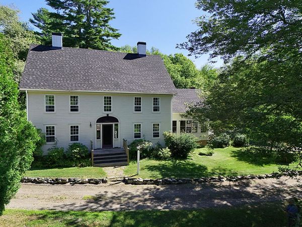 608 River Road, Newcastle, ME 04553