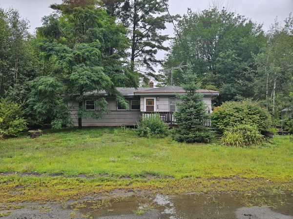 1 Knowles Avenue, Milo, ME 04463