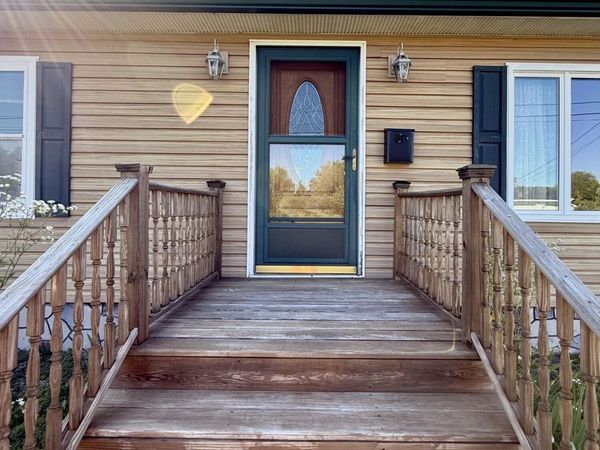 20 Willow Street, Calais, ME 04619