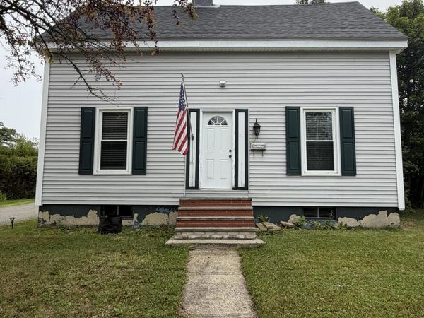 30 Franklin Street , Calais, ME 04619