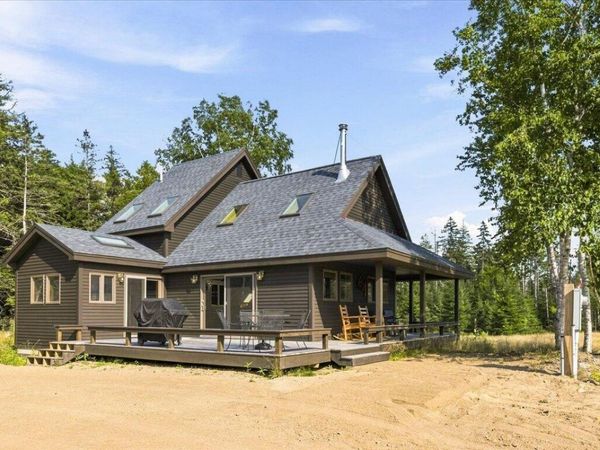 293 Dow Road, Deer Isle, ME 04627