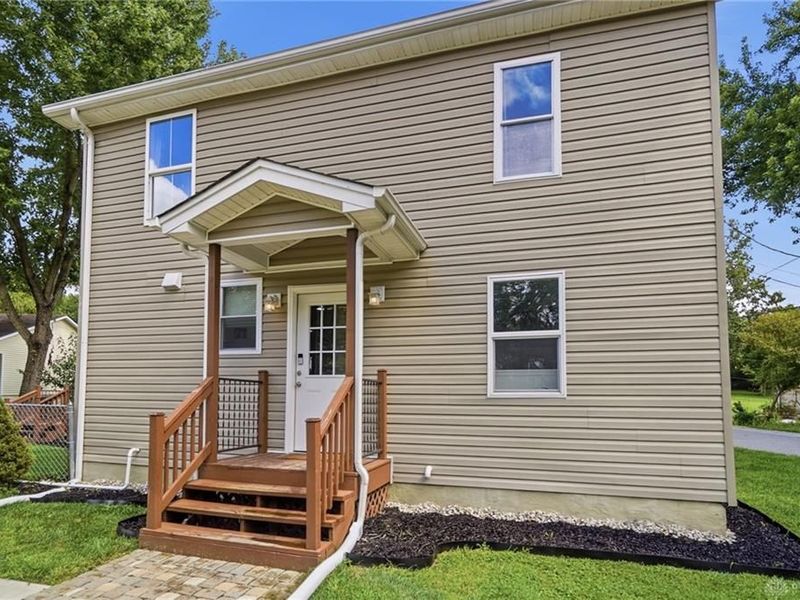 1208 Kehm Street, Miamisburg, OH 45342 Photo 2