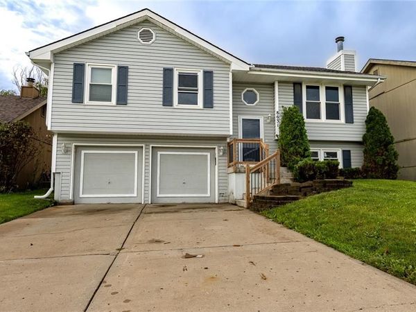 8631 NE 110th Street, Kansas City, MO 64157