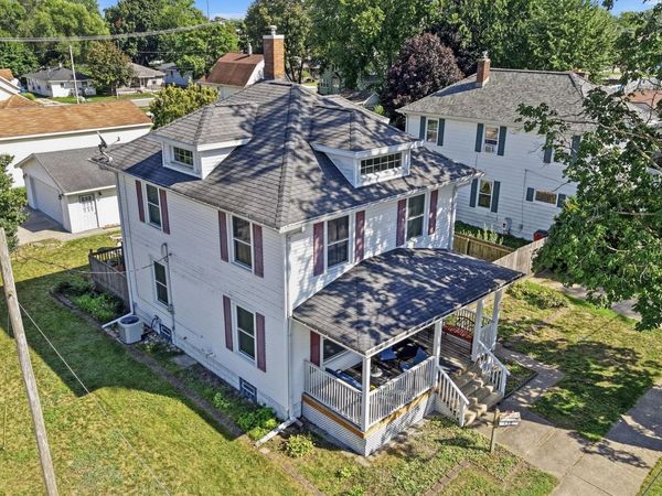138 S Union Street, Sparta, MI 49345