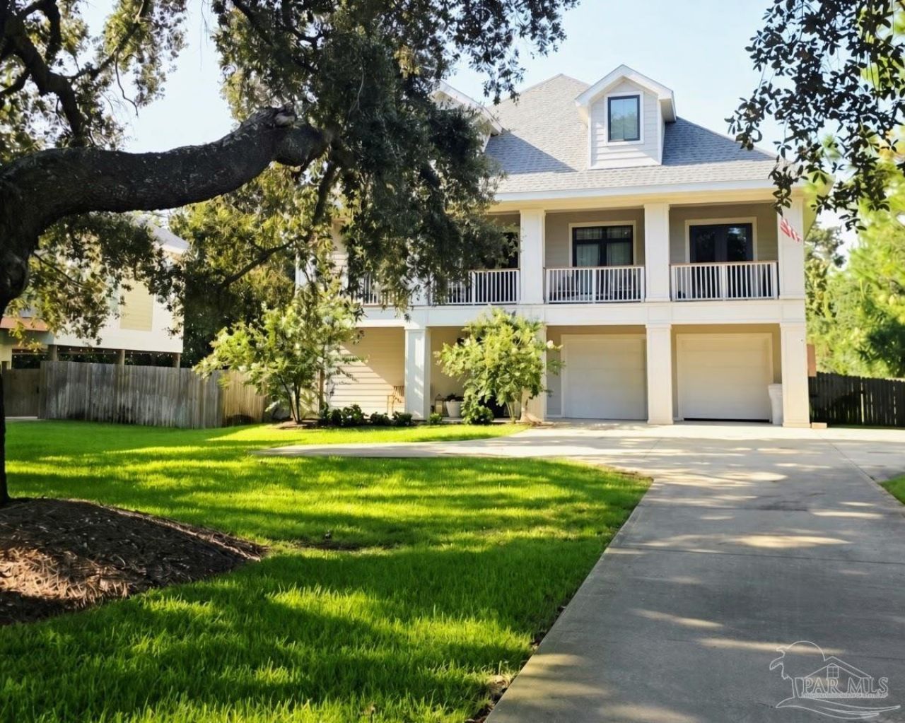 3224 Bay St, Gulf Breeze, FL 32563 Main Photo
