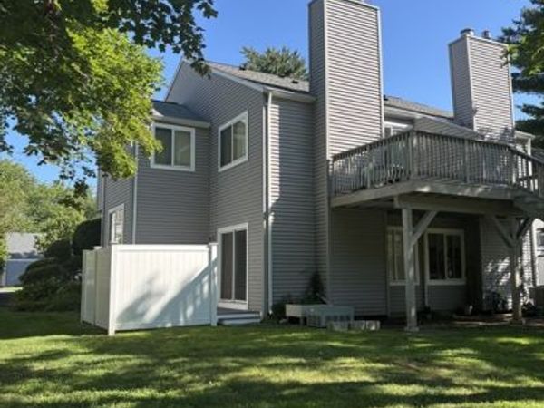 5 Autumn Ln, Unit 5, Amherst, MA 01002