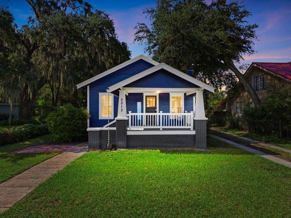 2213 Saint Johns Ave, Palatka, FL 32177