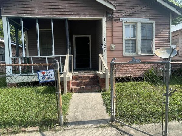 1327 Julia St, Baton Rouge, LA 70802