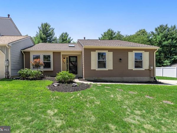1004 JONATHAN LANE, MARLTON, NJ 08053