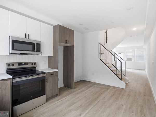1027 W ARIZONA STREET, PHILADELPHIA, PA 19133