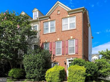 192 FLOWERING DOGWOOD TERRACE SE, LEESBURG, VA 20175