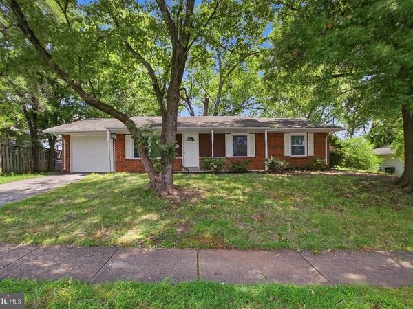 1402 N AMELIA STREET, STERLING, VA 20164