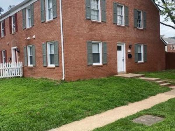 9715 PICKETT LANE, MANASSAS, VA 20110