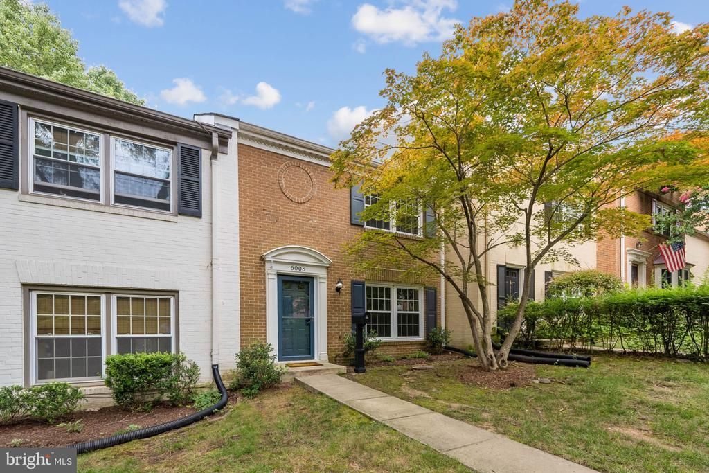 6008 Waterbury Court, Springfield, VA 22152 Main Photo