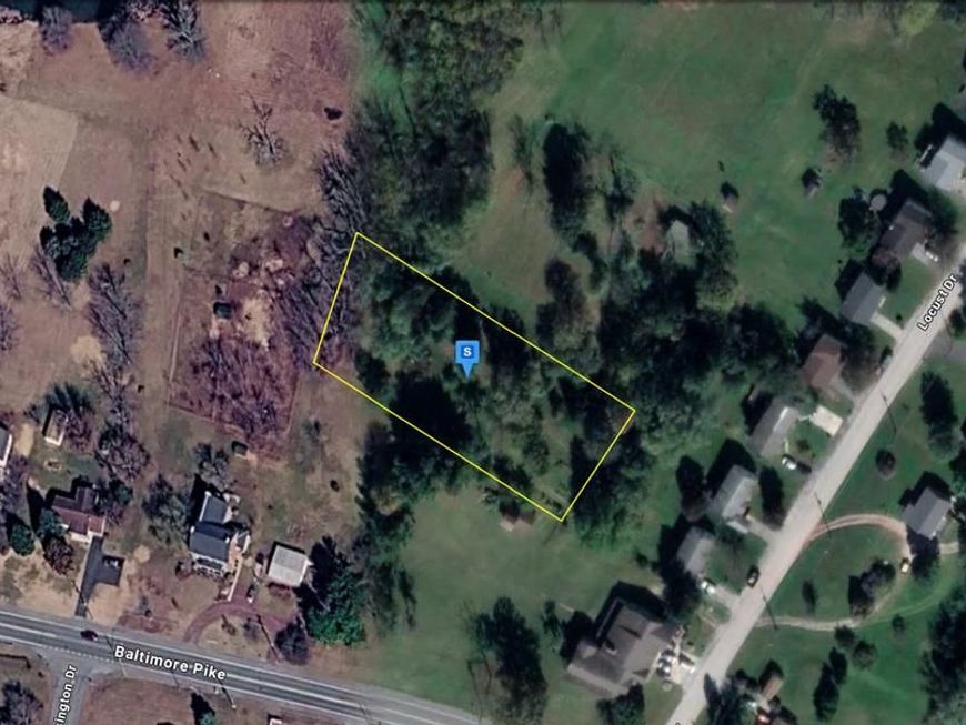 24 Locust Drive, Littlestown, PA 17340 Main Photo