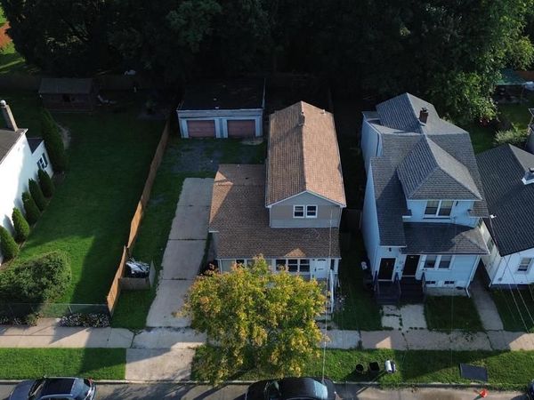 229 PARKINSON, HAMILTON, NJ 08609