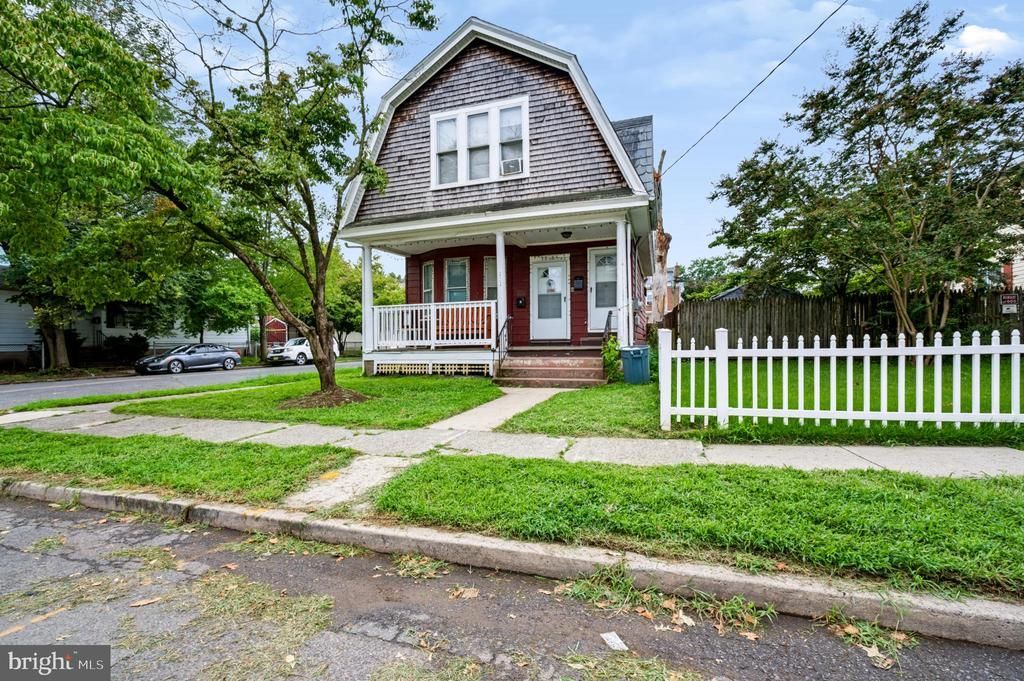 151 Brown Street, Trenton, NJ 08610 Main Photo